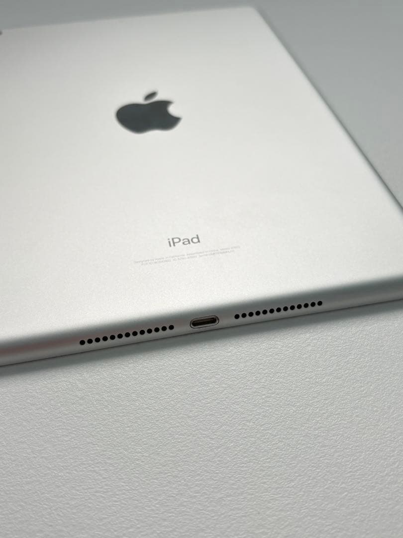 Apple iPad 第5世代 32GB