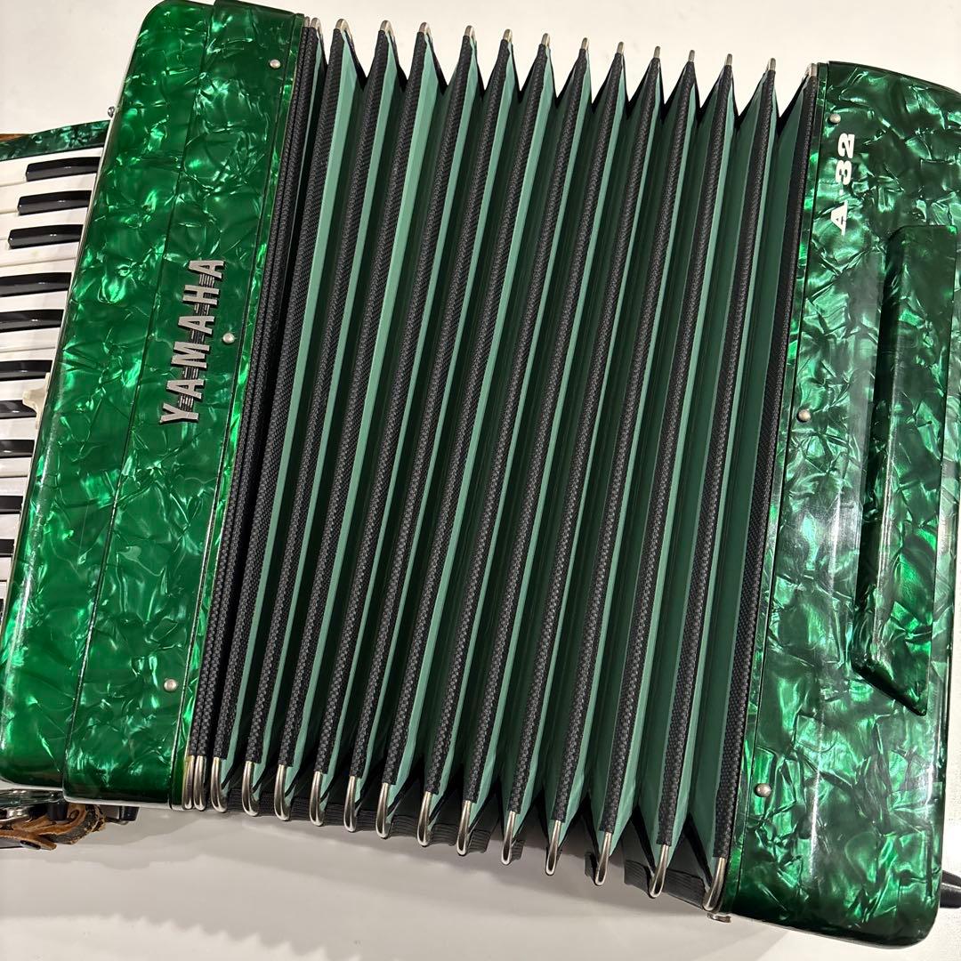 YAMAHA アコーディオン アルト ALTO 32グリーン ケース付き