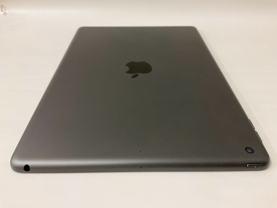 【BT87％】iPad 第8世代 32GB Wifiモデル スペースグレイ