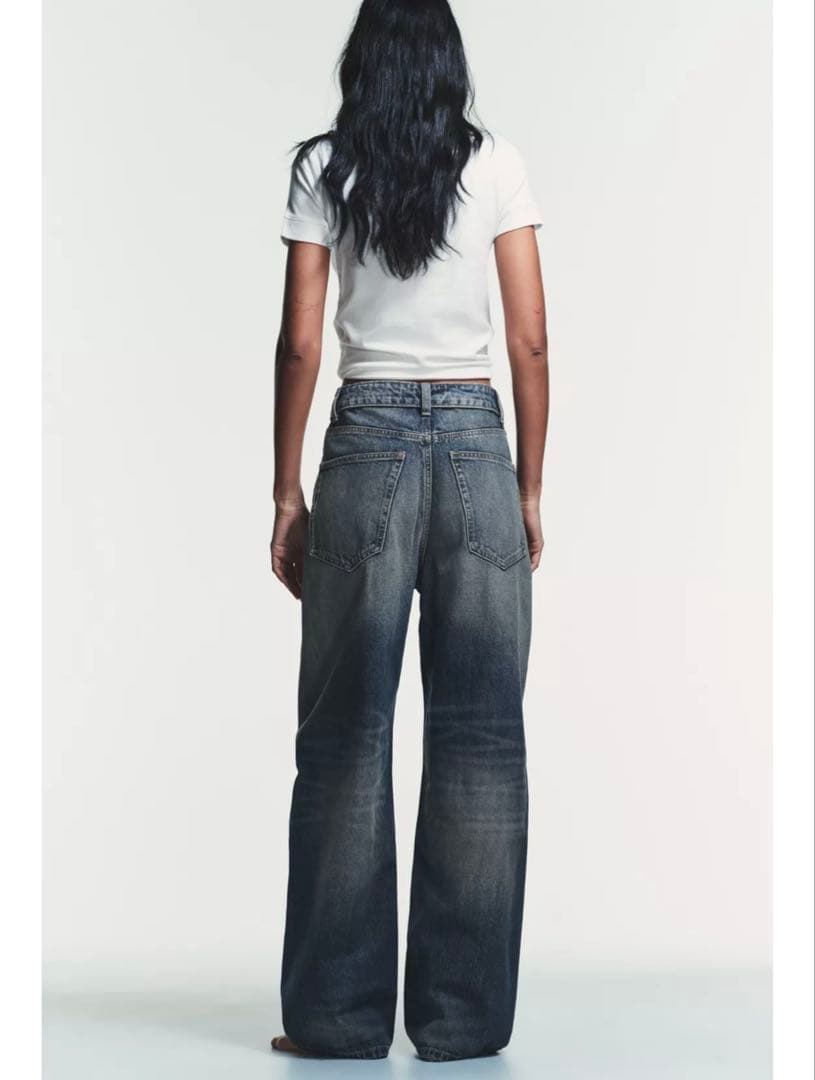 ZARA ザラ　TRF ミッドライズ折り返しウエストデニムパンツ　32(xs)