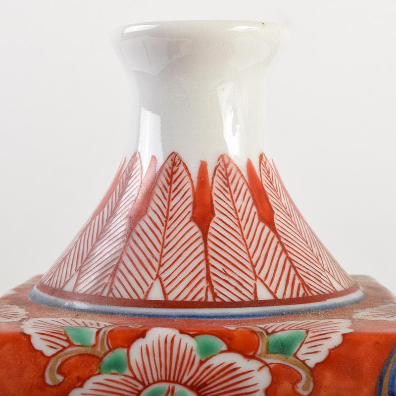 九谷焼　古九谷　色絵金彩　人物花文　四方瓶　C　R5048