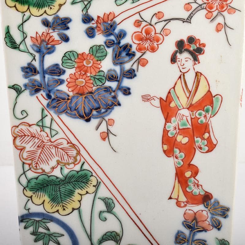 九谷焼　古九谷　色絵金彩　人物花文　四方瓶　C　R5048