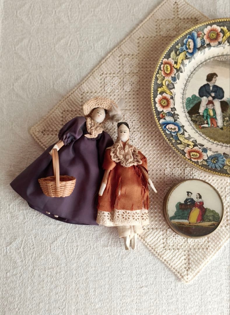 * antique doll ୨୧ .·*° アンティーク ペグドール