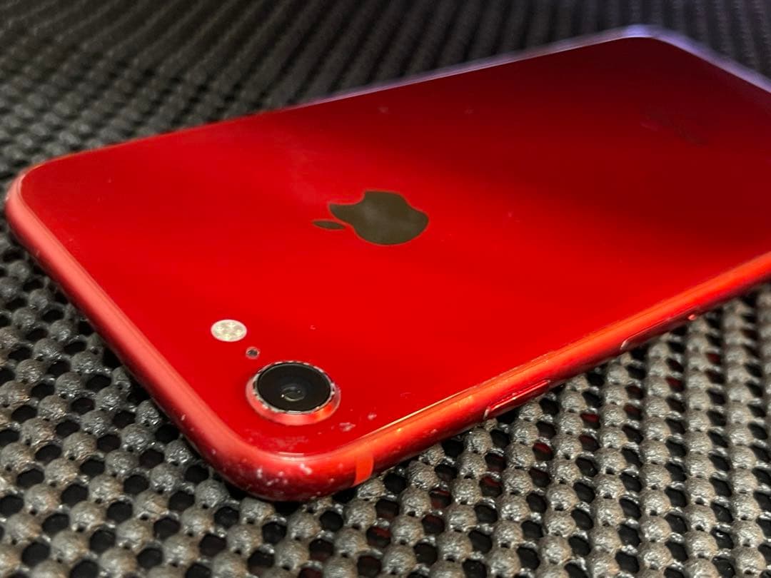 N146 iPhone 8 256GB レッド SIMフリー