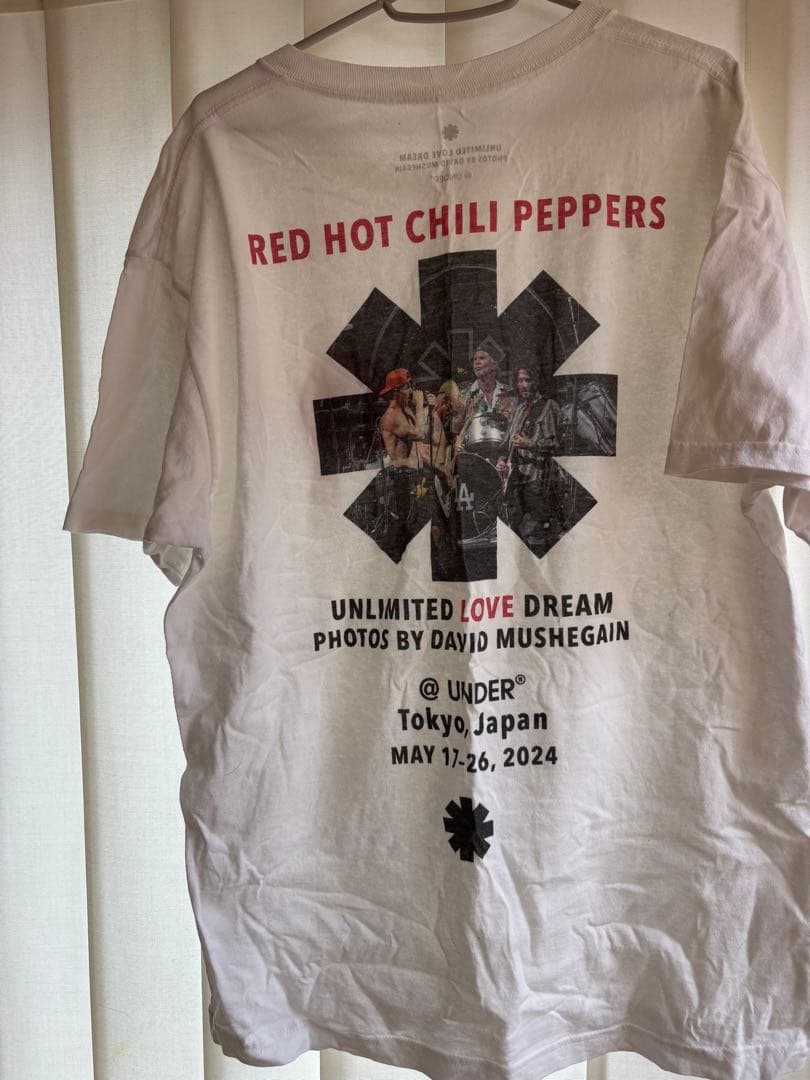 RED HOT CHILI PEPPERS Tシャツ　UNDER®︎
