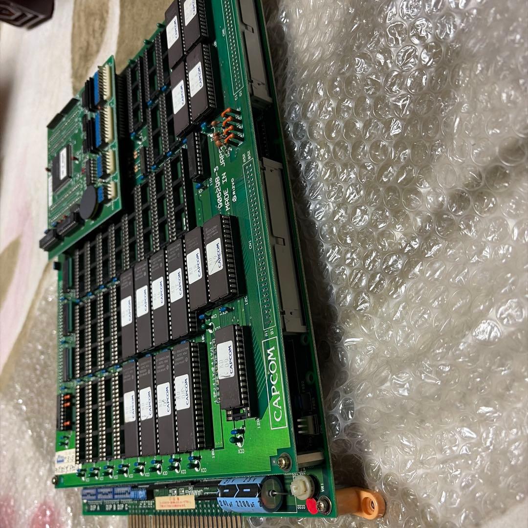 動作未確認　中古　アーケード基盤　ザ・キング・オブ・ドラゴンズ　基盤のみ