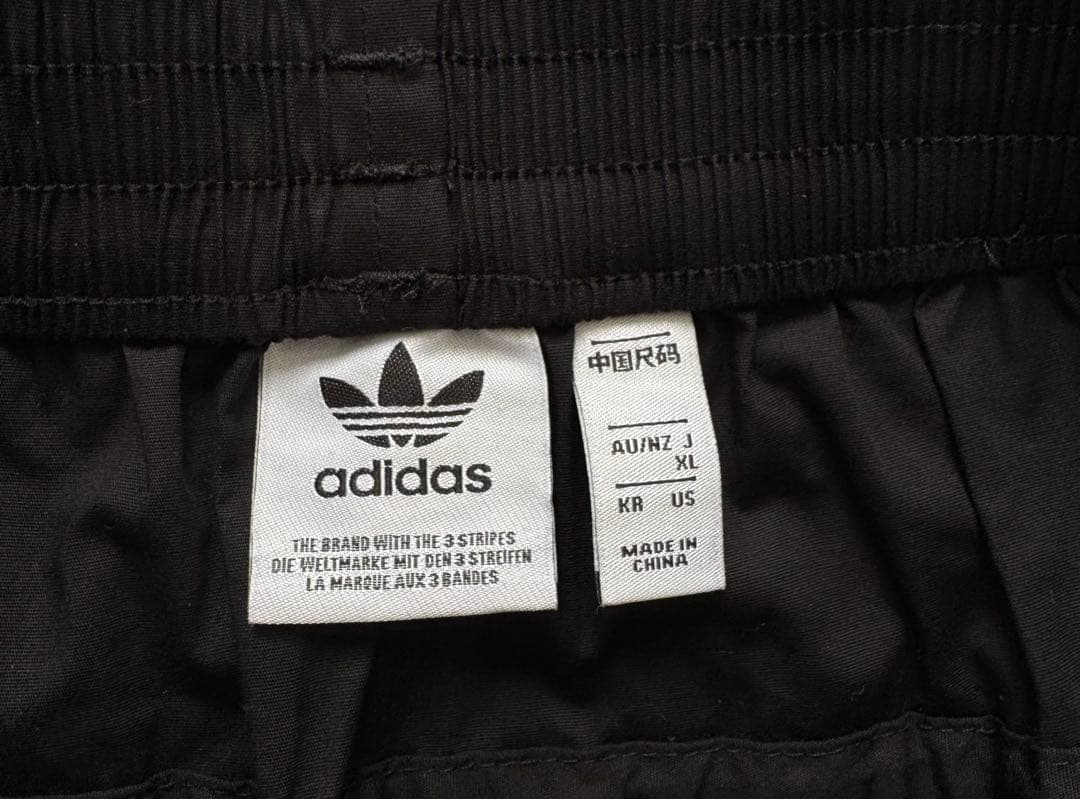 adidasoriginals サマーグロースカート ブラック