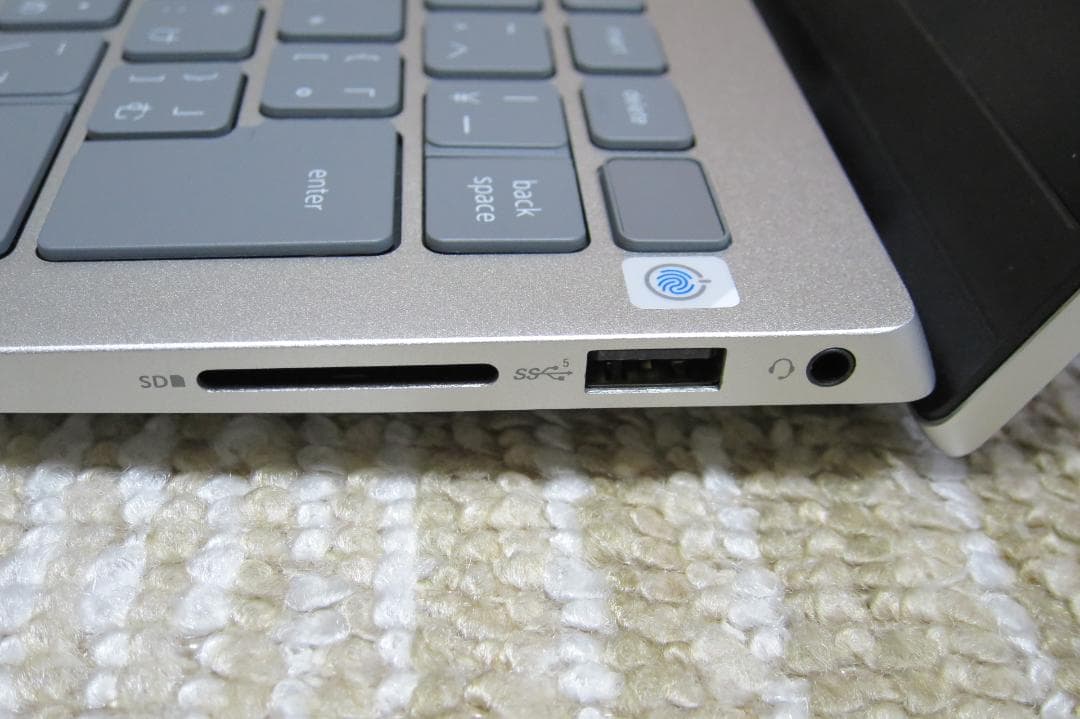 Windowsノート本体 DELL Inspiron 14 5425 Ryzen 7 5825U