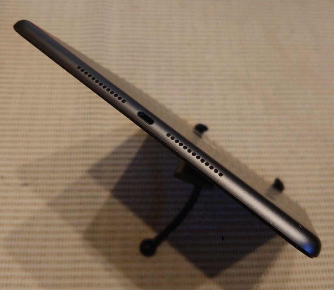 完動品iPad第7世代(A2197)本体128GBグレイ送料込EMF3Q