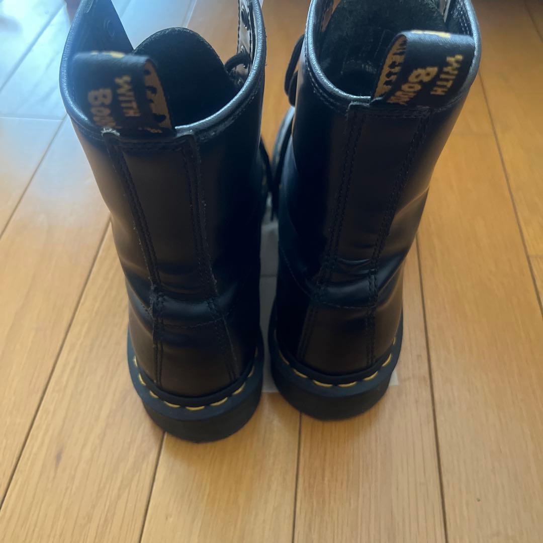 Dr. Martens ドクターマーチン　ブラック 8ホール　ブーツ
