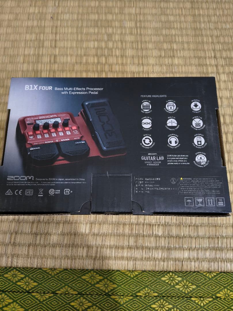 ZOOM B1X FOUR マルチエフェクター