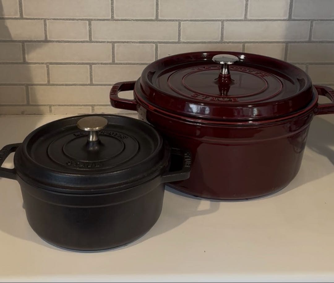 STAUB 26cm赤　18cm黒