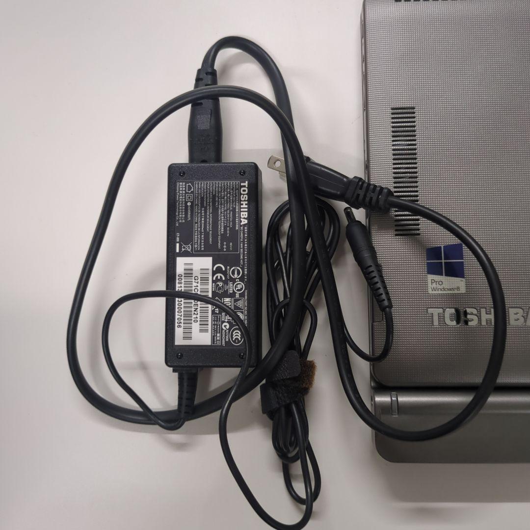 TOSHIBA Ultrabook Intel Core i5 本体