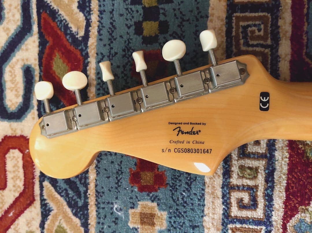Squier by Fender Duo Sonic 改造あり