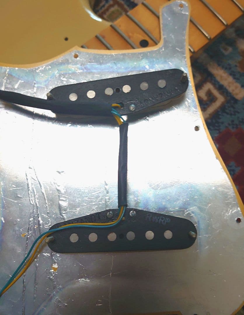 Squier by Fender Duo Sonic 改造あり