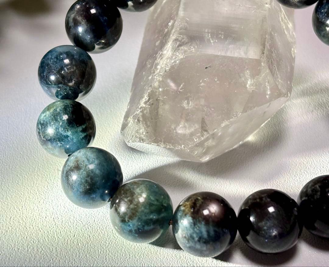 究極品質　超希少幻の逸品　海の精霊の宝物　幻のゴールドブラックスターアクアマリン