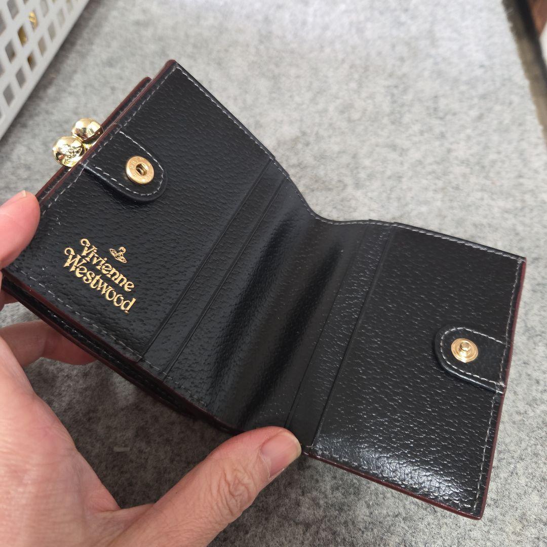 ごんVivienne Westwood