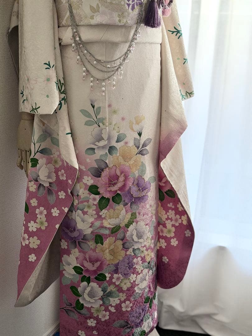 花柄振袖 クリーム色とピンク フルセット