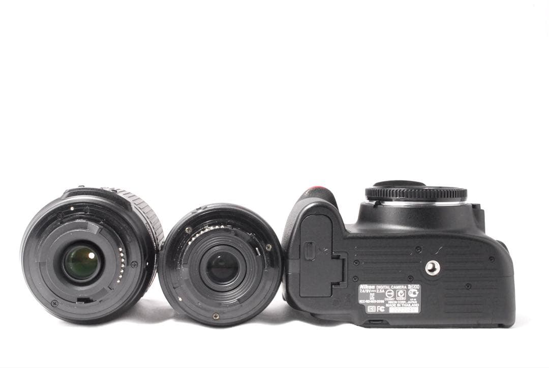 Nikon D5100✨ダブルレンズ✨おまけ多数✨簡単操作✨スマホ転送
