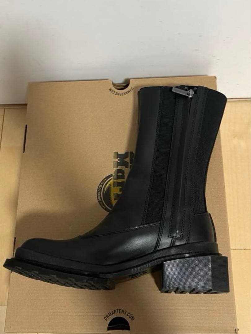 ❗️最終価格❗️Dr. Martens スクエアトゥ23.5cm
