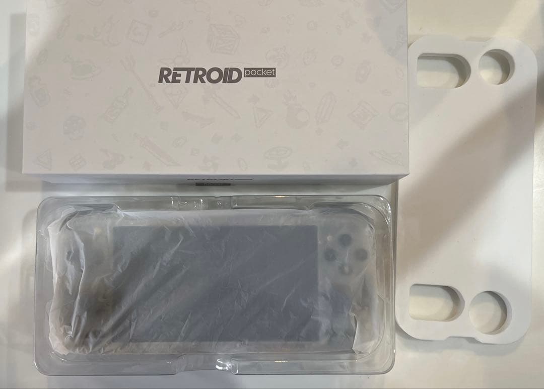 美品　Retroid Pocket4 Pro クリスタル　おまけ多数