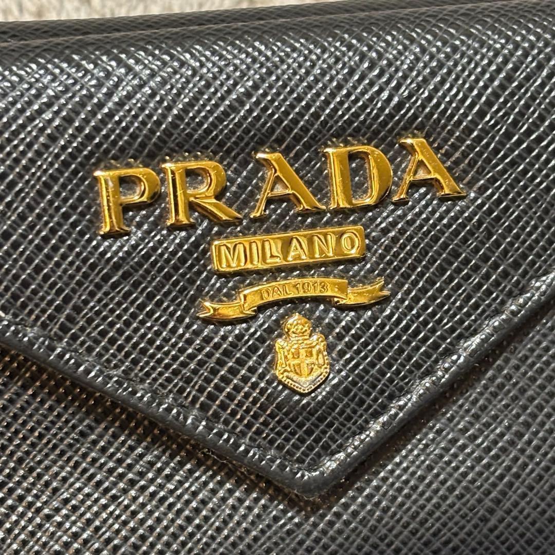 【値下げしました】PRADA プラダ 三つ折り財布 サフィアーノ 1MH021