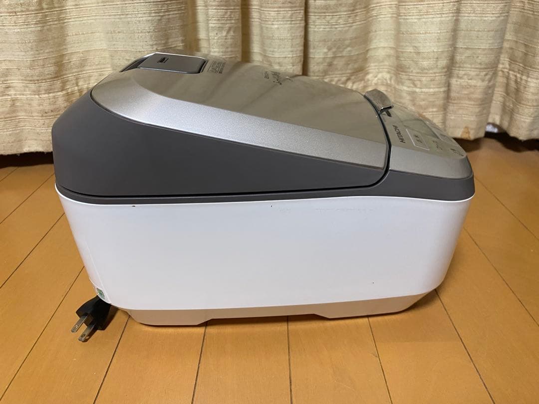 美品　日立　5.5合炊　IH圧力＆スチーム RZ-TS104M-W 2021年製