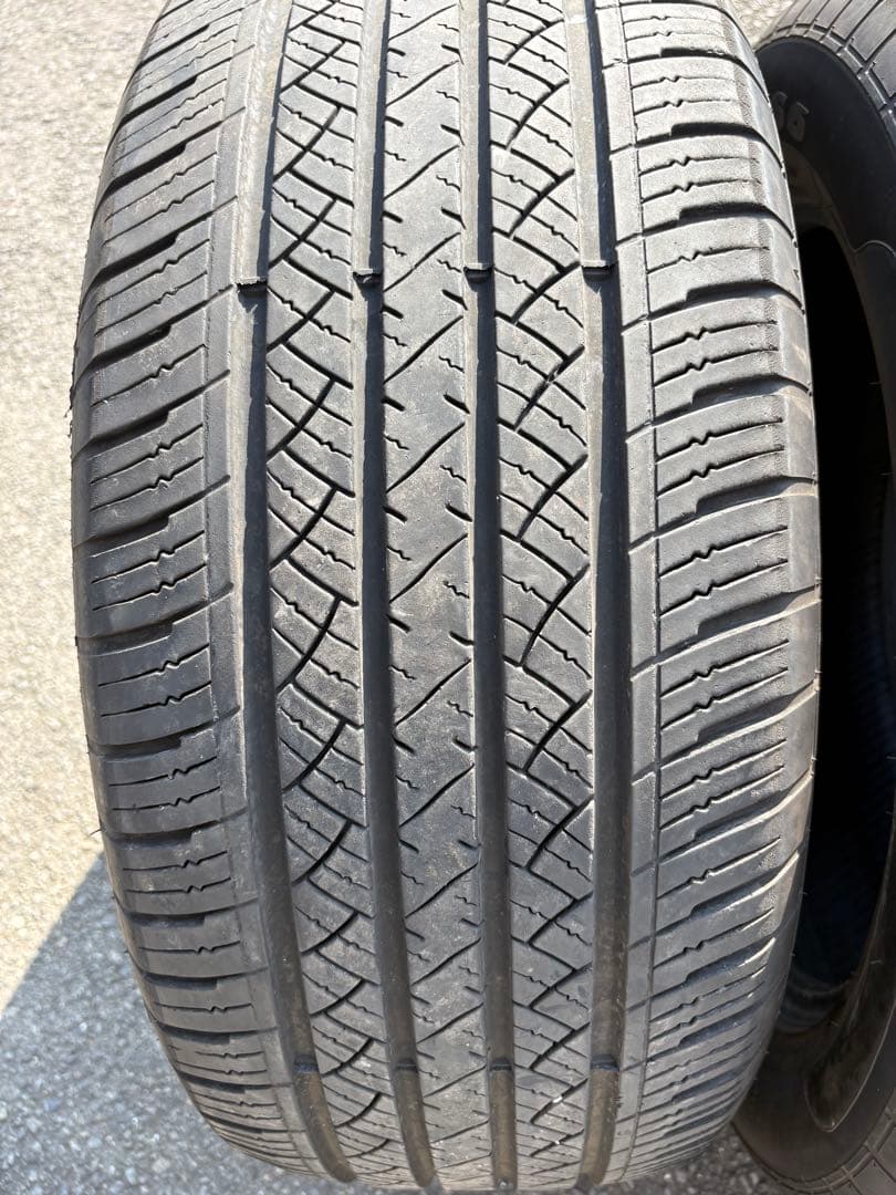 タイヤ　285/50R20 中古