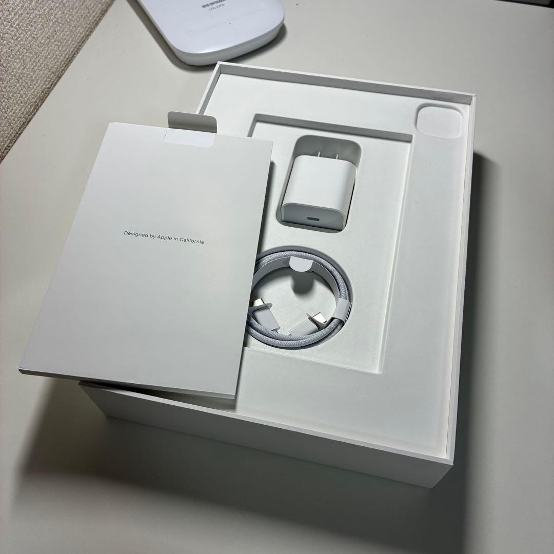 iPad Pro 11インチ 第4世代 Cellular 128GB シルバー