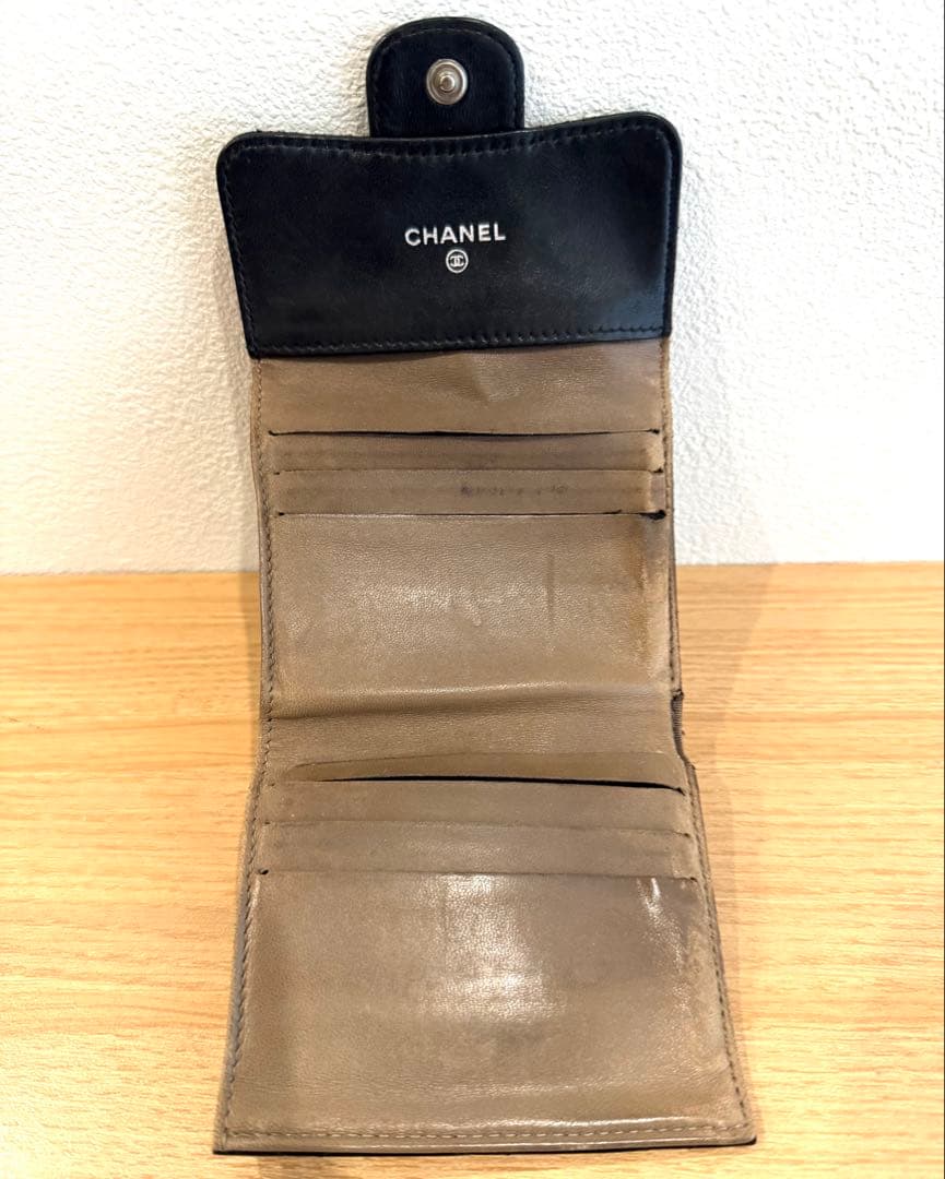 F*e様 CHANEL ブラック キルティング折り財布
