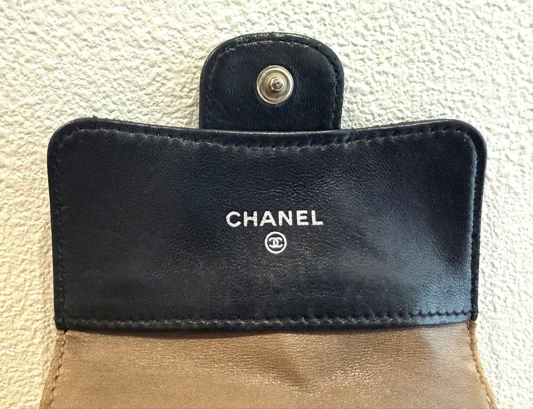 F*e様 CHANEL ブラック キルティング折り財布