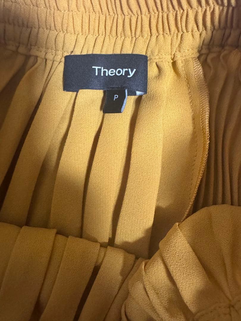 theoryプリーツスカート Pサイズ