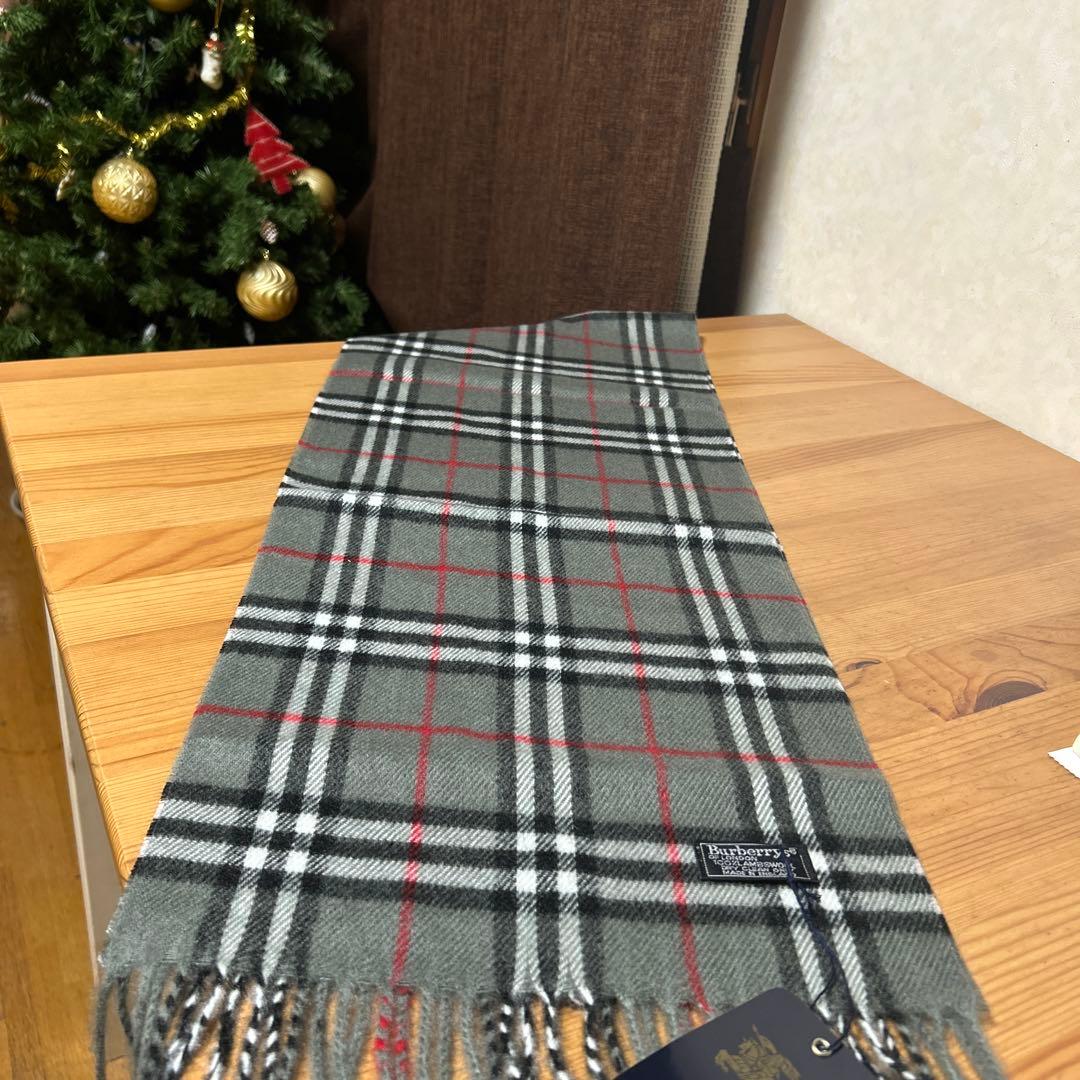 Burberryマフラー新品