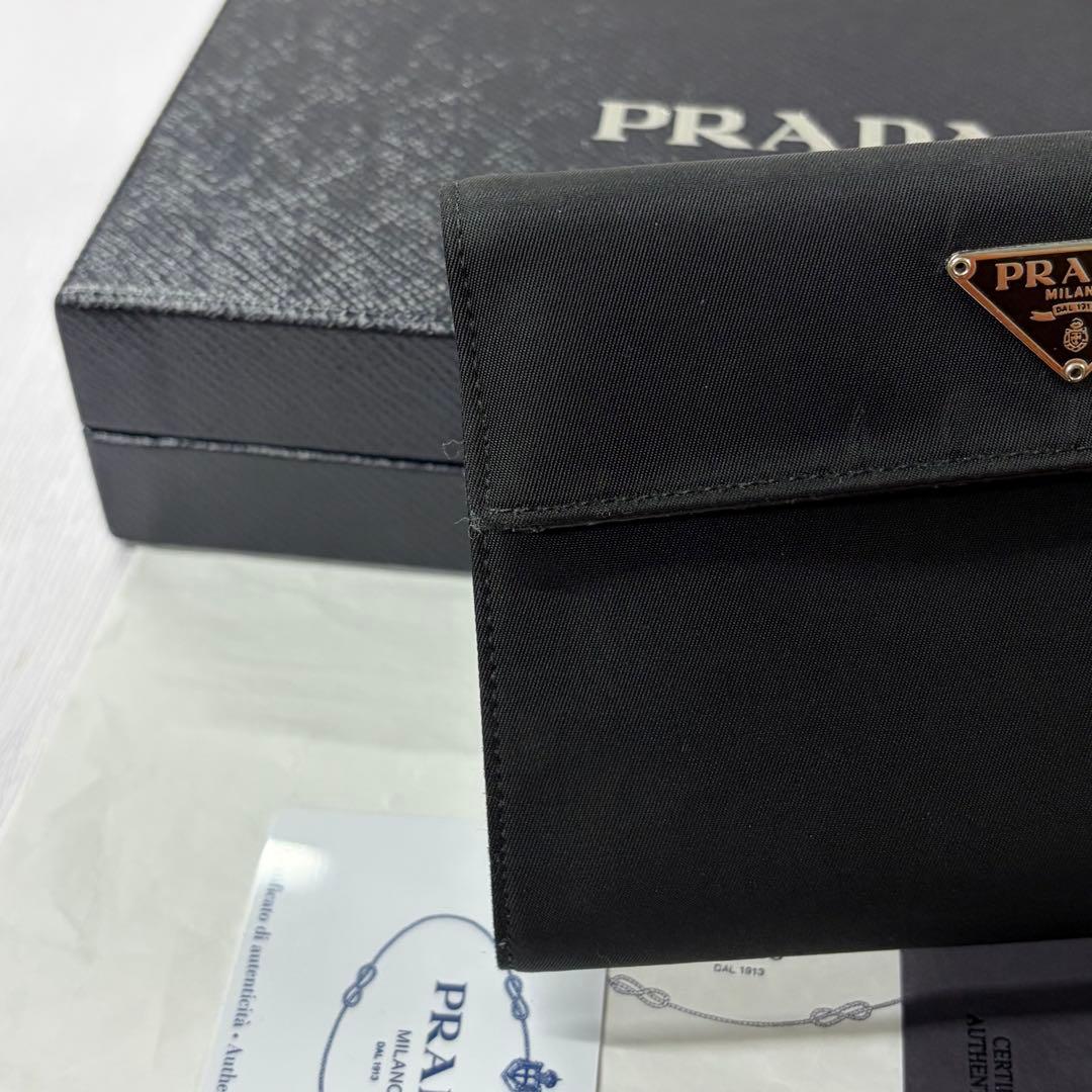 新品同様‼️ プラダ　PRADA 財布　三つ折り　折財布　三角プレート　付属品付き