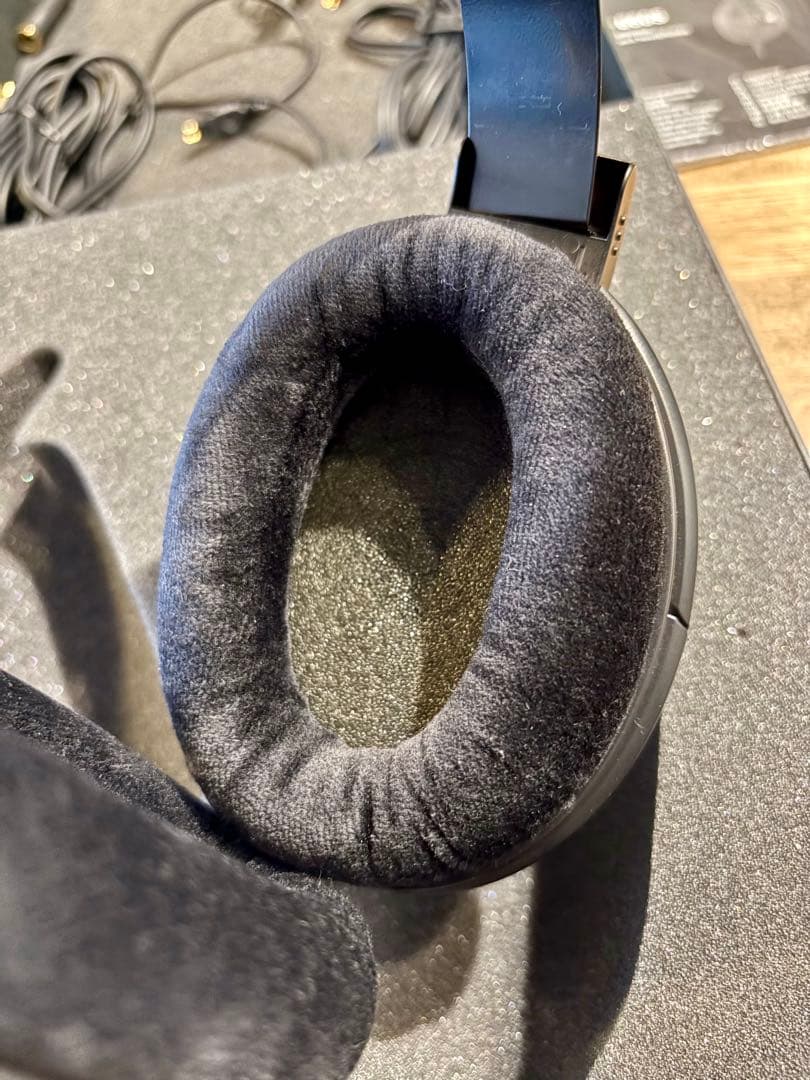 Sennheiser HD 660S 純正イヤーパッド交換済