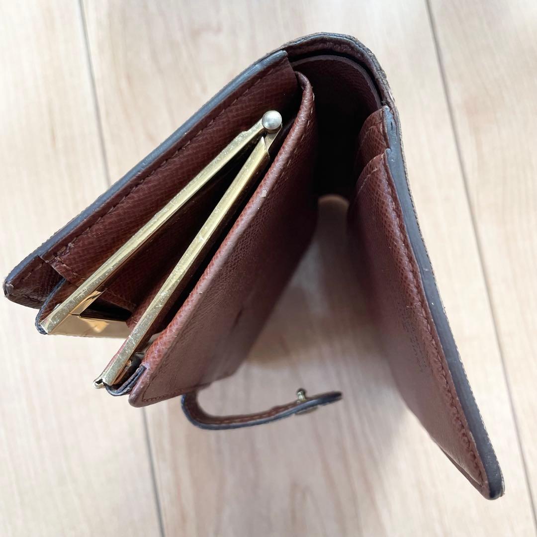 ルイヴィトン　モノグラム　がま口二つ折り　財布