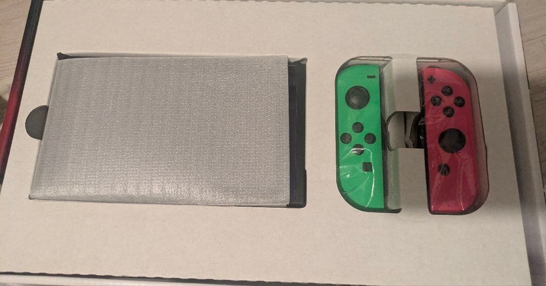 ぼ*ろ様 Nintendo Switch 旧型
