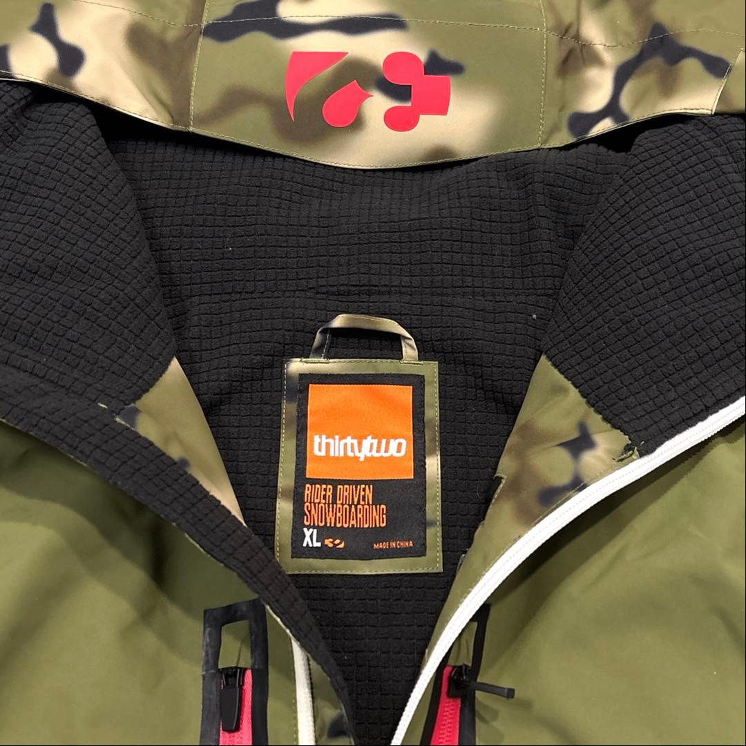 専用【極美品/XL】THIRTY TWO　スノボウェア　セットアップ　上下　カモ