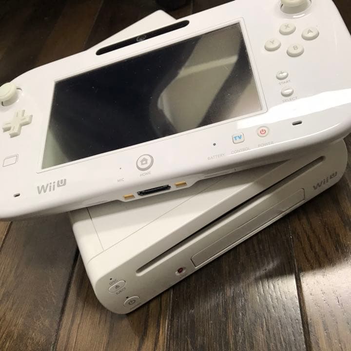 Wii U 本体 +スマブラソフト付き！