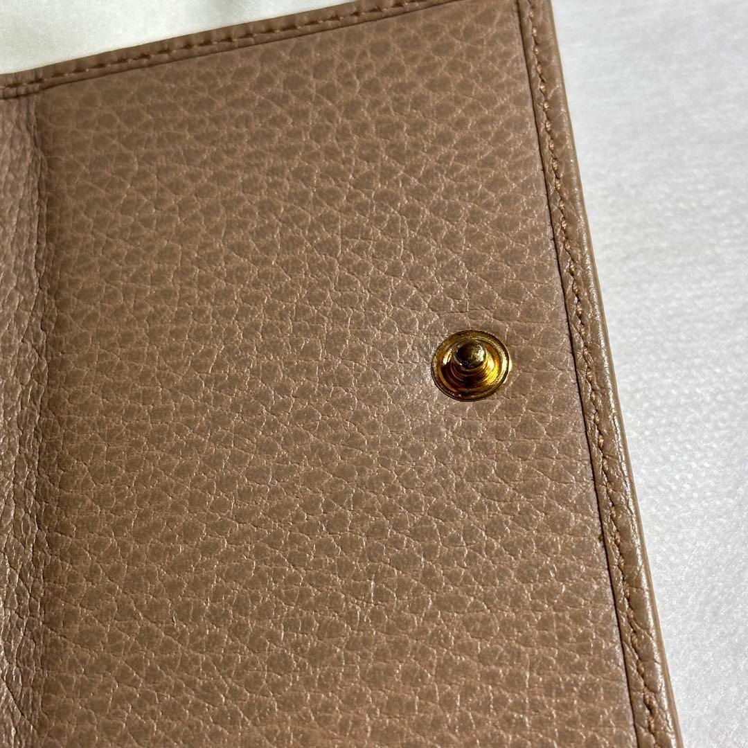 GUCCI グッチ 三つ折り財布　ベージュ