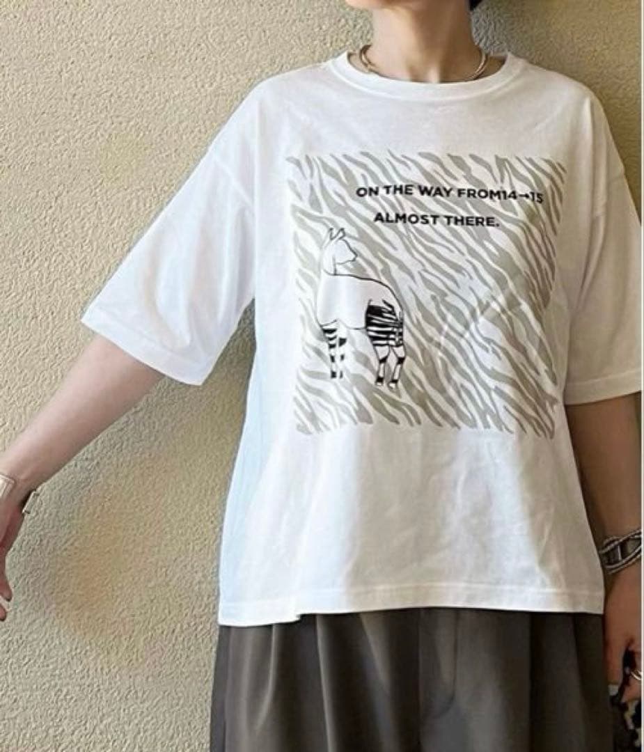 【ジャーナルスタンダードラックス】　表参道店限定Tシャツ