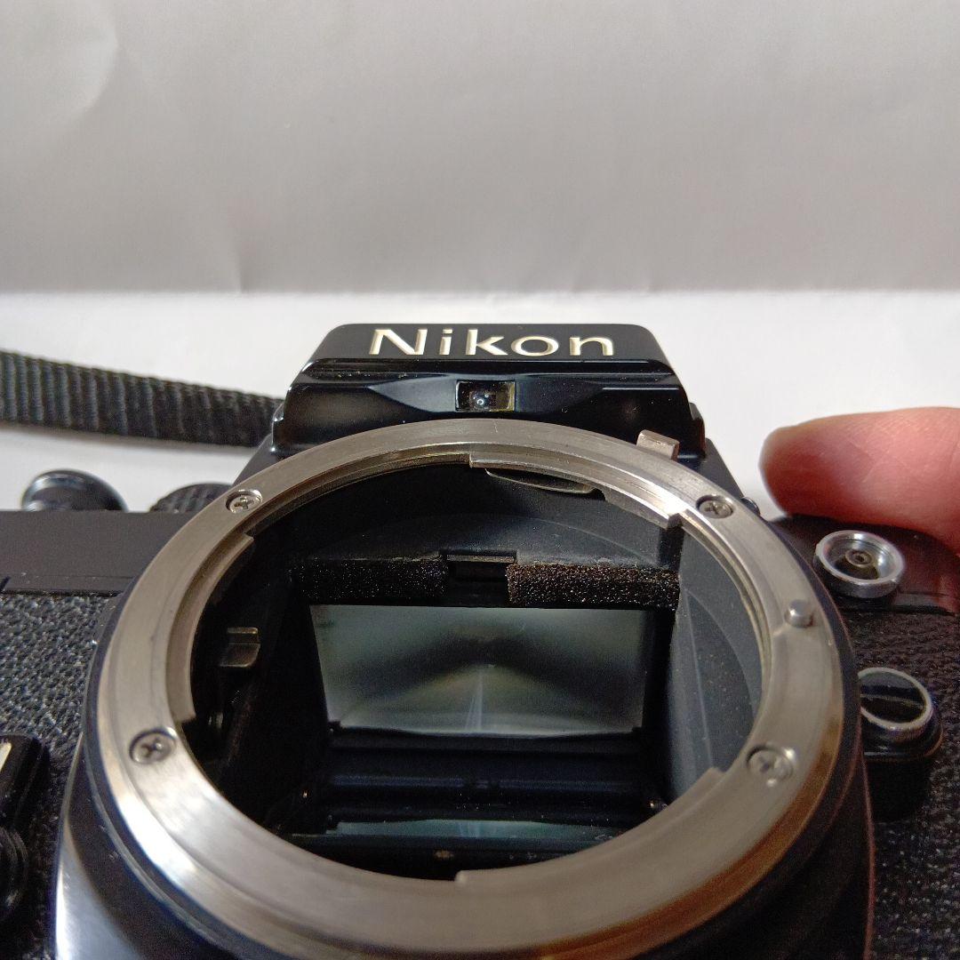 Nikon FE一眼レフカメラ