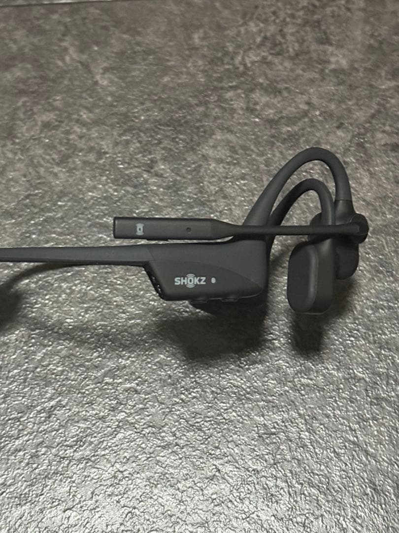 SHOKZ OPENCOMM UC 骨伝導ヘッドセット