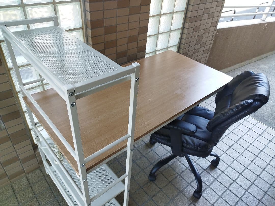 【うさたん】ラック付一体型デスク＆ニトリ オフィスチェアの2点セット