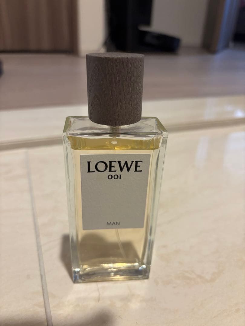 LOEWE 001 man 香水