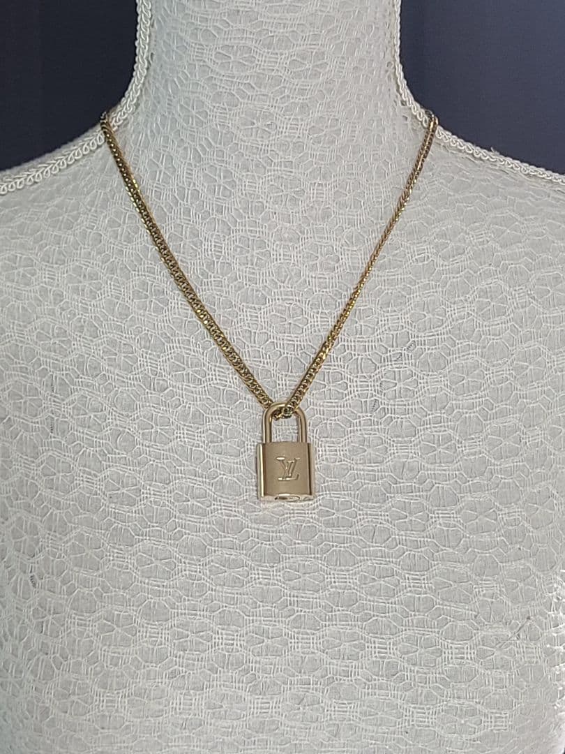 d*様 正規品　LOUISVUITTON　パドロック　カデナ＆キー