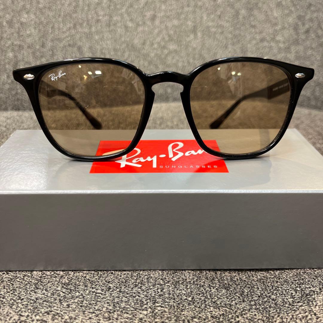 即横浜発！正規RayBanレイバン RB4258F601/93 アジアンフィット