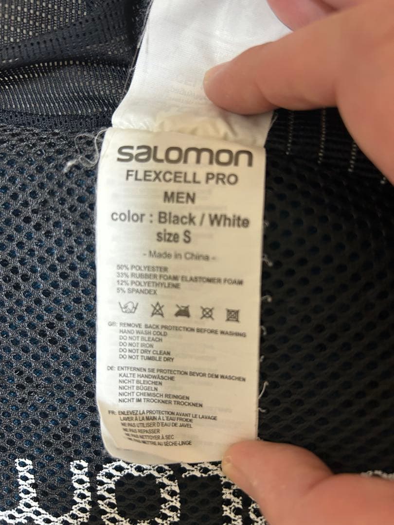 11/24まで値引き！Salomon バックプロテクター　MENS Sサイズ