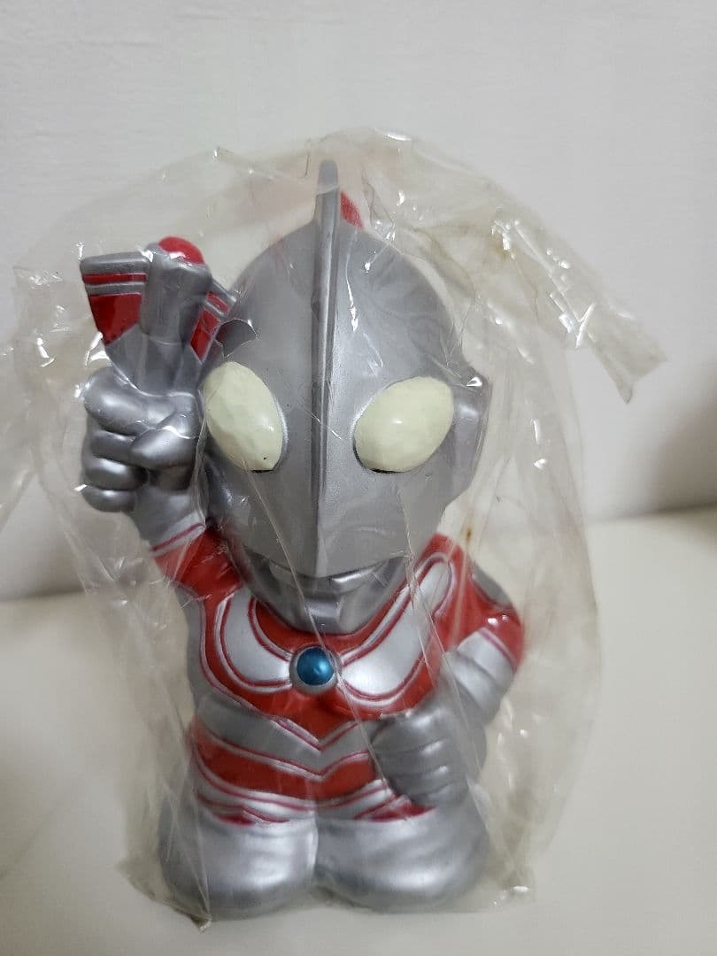 【レア物】11個セット ウルトラマン　ソフビ　貯金箱