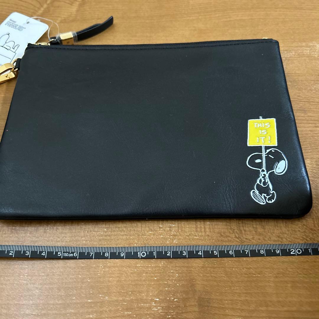 スヌーピー 二つ折り財布 ・ポーチ2点セット美品　サザビー　SAZABY 皮革製